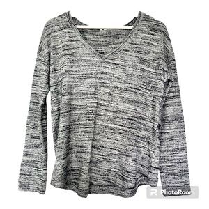 Splendid Sweater V-Neck, sophisticated back